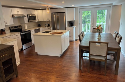 York Harbor House | New 2026 Summer Only! 3Bed 2.5Bath Farmhouse Revival in Historic York Village.