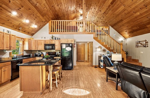 East Wakefield House | NEW Beautiful Lakefront Home on Belleau Lake! 500ft of Waterfront!