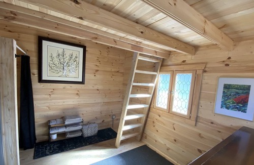 Cantwell Cabin | New Cabin with Loft on Private Lakes Near Denali National Park