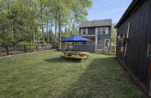 Clinton House | NEW Coastal Cottage 2 Miles to Beach + Lake Access
