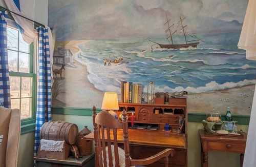 Stonington Apartment | New England Hospitality at the Carriage House Mystic Vacation Rentals LLC