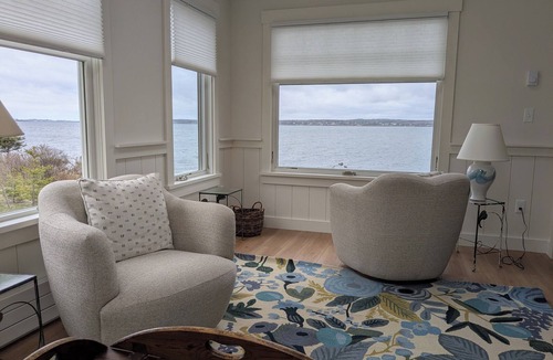 Pemaquid Point House | New Harbor/Pemaquid Point Oceanfront Cottage