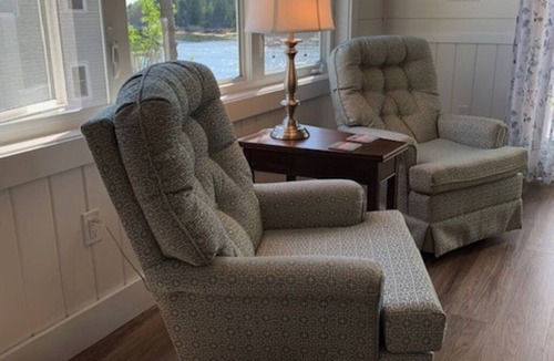 Sebasco House | New Listing - Island View Cottage