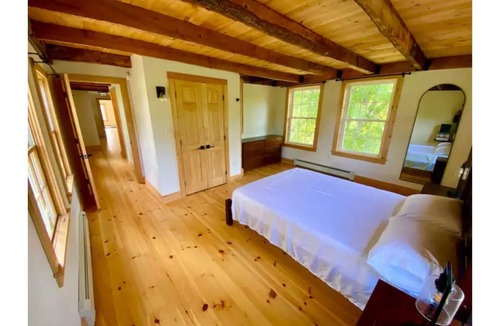 Bar Mills Other | *NEW* Newly Renovated Spacious 1700s Historic Farmhouse