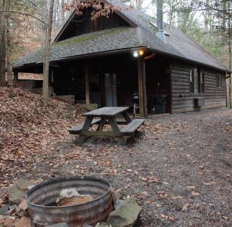 Lansing House | New River Gorge Cabins-The Gathring Place
