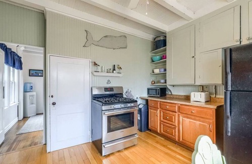 Silver Beach House | New Silver Beach BBQs and Beach