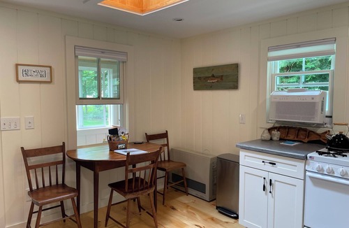 Bridgewater Cottage | Newfound Lake, cozy cottage, minutes to beach.