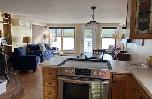 Bristol House | Newfound Lakefront Cottage - 2026 Summer openings!