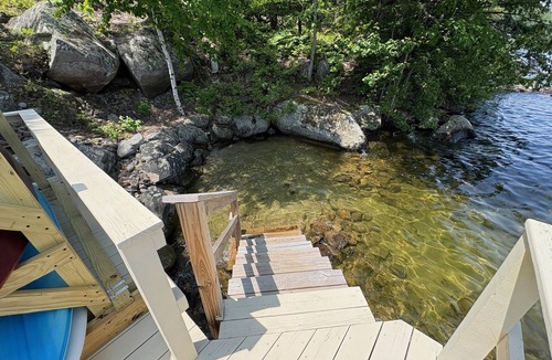 Bristol House | Newfound Lakefront Retreat – 4BR Huge Deck Private Dock and Water Toys!