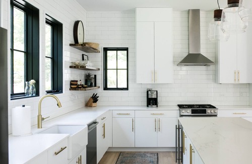 Northwest Harbor House | Newly built Modern Retreat