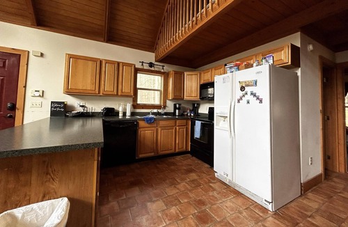 Alpine Lake House | Newly Listed!! Spacious secluded 3 bedroom w/loft cabin