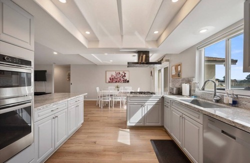 Paso Robles House | Newly remodeled 4-bedroom, 3-bathroom home with jacuzzi close to downtown Paso