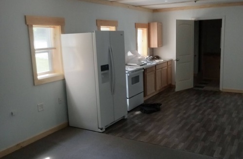 Marshfield House | Newly renovated 2 bedroom house, quiet country, setting beautiful sunsets.