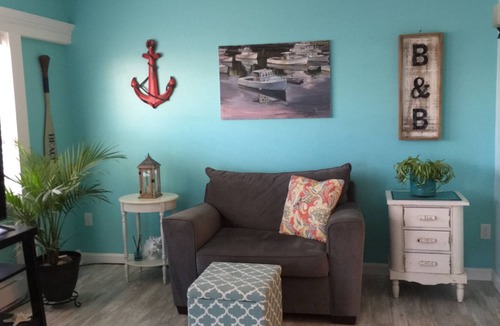 Hampton Condo | Newly Renovated North Beach Condo - Come enjoy the best of Summer!