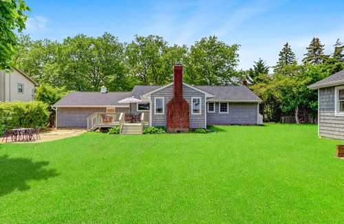 Mattituck House | Newly Updated Wine Country Charmer!