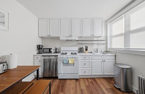 Nonantum Apartment | Newton Newly Renovated 3Br Apt