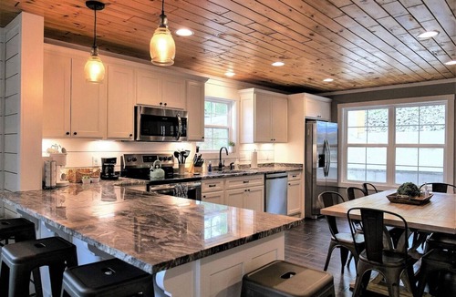 Lindseyville House | Nolin Lake*Mammoth Cave