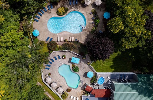 Bartlett House | Nordic Village | Chateau Junior Suite – Mountaintop Views
