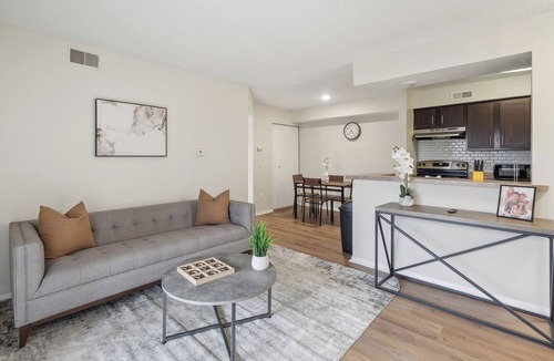 Columbus Apartment | Northwoods Apt 8208 - 3A I 2 bed 1 Bath