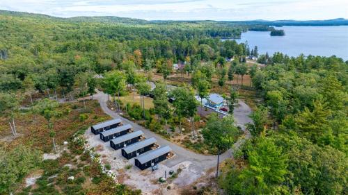 North Sebago Villa | NUTHATCH LIMIT 4