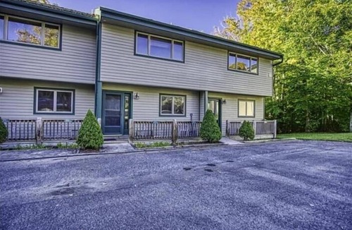 Timberline Condo | NWF8-Affordable Condo! sleeps 8!