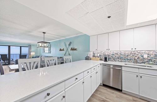 North Ocean City Apartment | Ocean Front Retreat | Pools | Tiki Bar | Resort