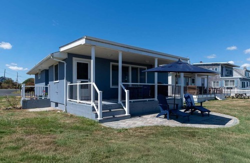 Point Judith House | Ocean Front, Views of Point Judith Lighthouse, A/C