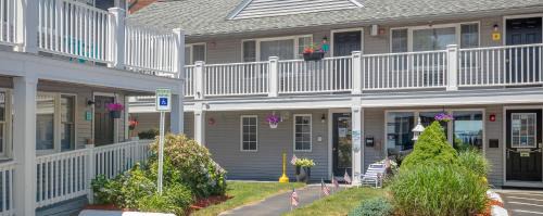 Hull Hotel | Ocean Inn on Nantasket Beach