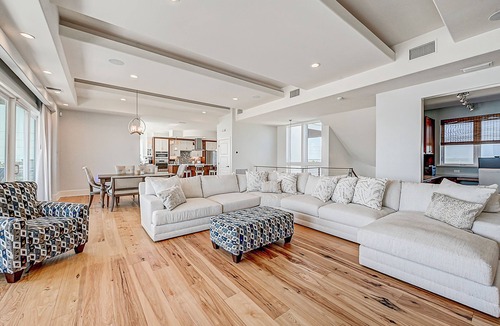 Crescent Beach House | Ocean Paradise