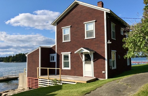 Friendship Cottage | Ocean's Edge Cottage w/beautiful views of midcoast Maine for 2.