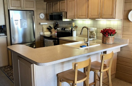 Rehoboth by the Sea House | Oceanfront 3-Story Townhome Renovated Steps to Beach & Boardwalk