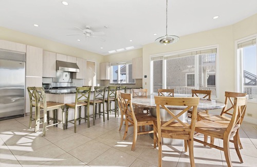 West Hampton Dunes House | Oceanfront 6-BR Beach House W/Pool & Hot Tub Facing the Ocean- Last Min Deals!