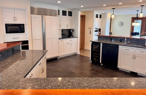 Newbury House | Oceanfront Luxury Home: 6BR - 4 King, 4.5 BA, Elevator, 3 Decks & Hot Tub