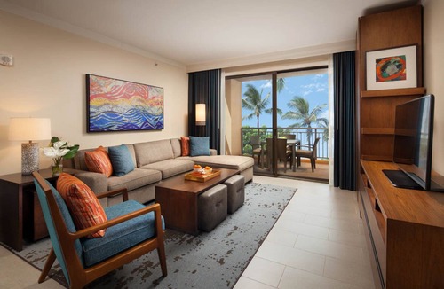 Lahaina Hotel | Oceanfront Thanksgiving in Paradise 3-bedroom suite at Westin Nanea Ocean Villa