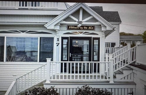 York Beach House | Oceanview 7 bedroom home close to Short Sands Beach