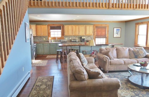 Proctorsville House | Okemo Mountain View Retreat