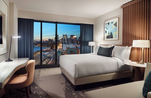 Seaport District Hotel | Omni Boston Hotel at the Seaport