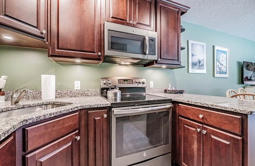 Sunday River Area Condo | On Mountain two bedroom unit sleeping 6