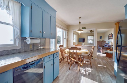 Saint George House | ON THE OCEAN, OVER LOOKING WHEELERS BAY 83 Eagle Quarry Road Spruce Head, Me