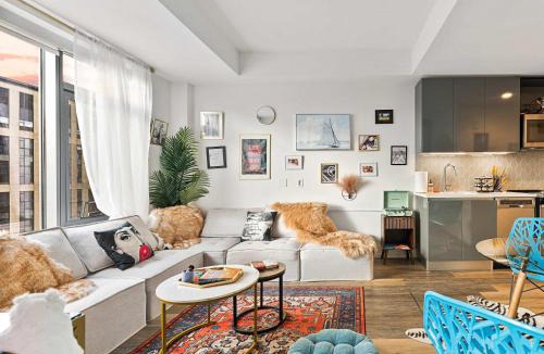 Shawmut Apartment | One-Bedroom Retreat in the South End