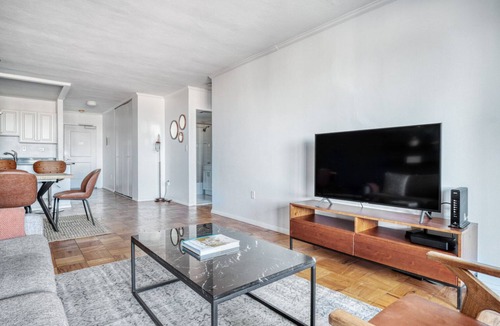 West End Apartment | Open & Bright Beacon Hill 1BR, near the State House by Blueground