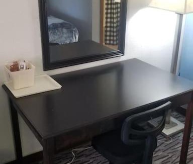 Stillwater Apartment | OSU 2 Queen Beds Hotel Room 211 Booking