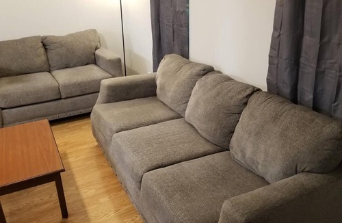 Stillwater Apartment | OSU King Bed Hotel Room 102