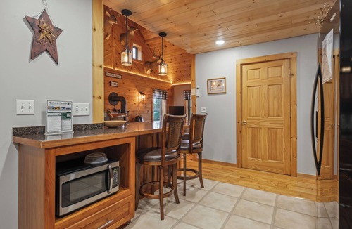 Rangeley House | Our Camp - Great newer cabin with shared access to Rangeley Lake