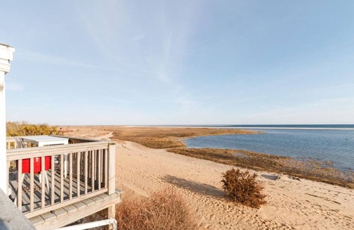 Chatham Condo | Outermost Waterfront Chatham Home w/Wraparound Views