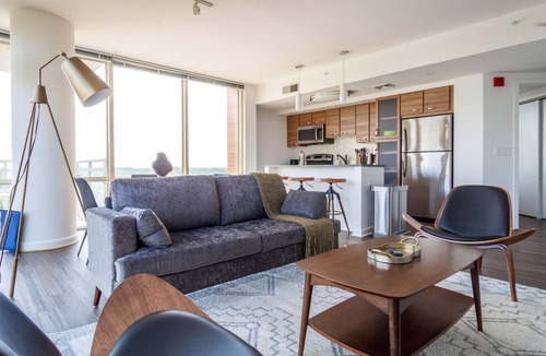 McLean Apartment | Outstanding Tysons Corner 2BR w/Pool, Pet Salon & W/D, by Blueground