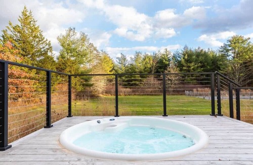 Saugerties House | Overlook Meadow - Pool, Hot Tub & Mountain Views