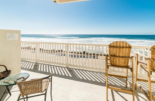 Townsite Hotel | Pacific Villas