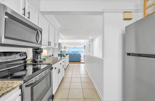 Miramar Beach House | Paradise at Seawinds 5-Private Beach-Sleeps 20