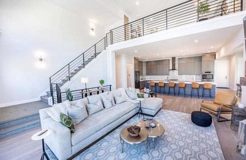 Deer Mountain House | Park City Vacation, Deer Valley East | 10 Minutes to Gondola | Private Hot Tub, Private Garage